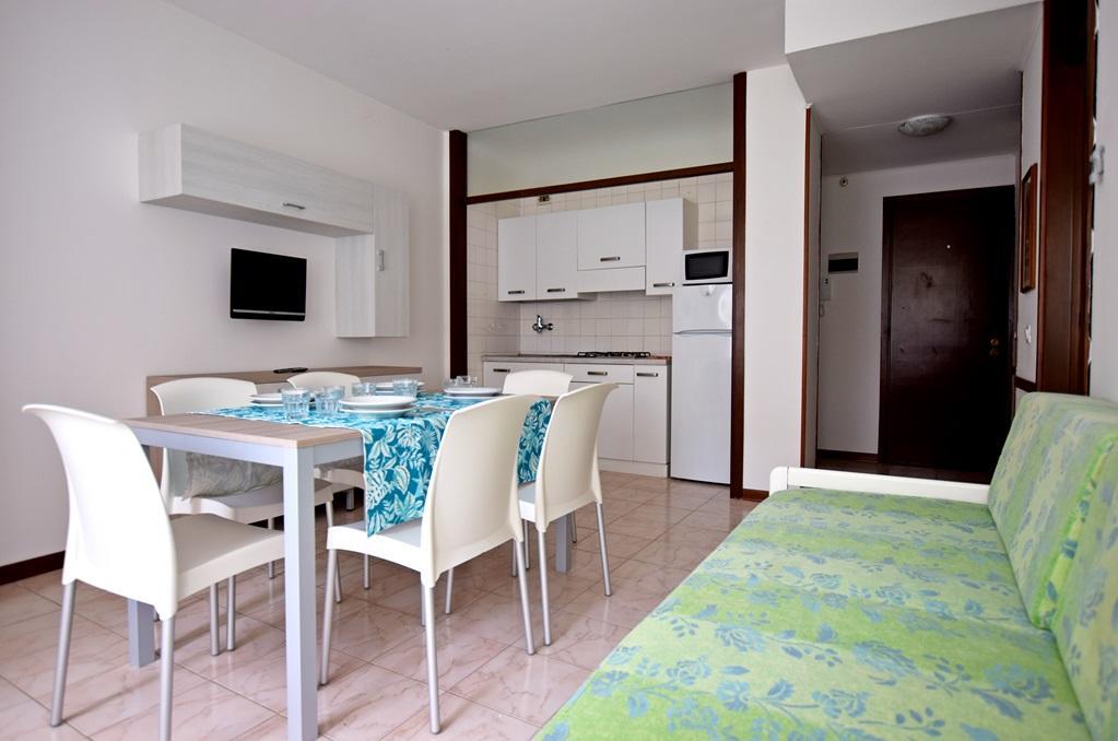 Condominio Luna 1 Lignano Sabbiadoro Exterior foto